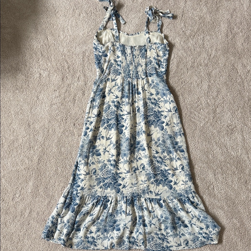 Reformation Nikita Tie Strap Midi Dress in Pompadour Blue Floral - Picture 3 of 9